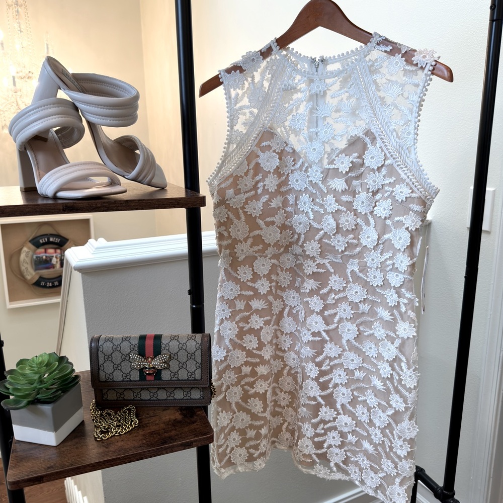 ✨NWT✨ Helen Owen x Aqua Lace Floral Mini Dress L